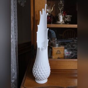 Fenton White Hobnail Vase